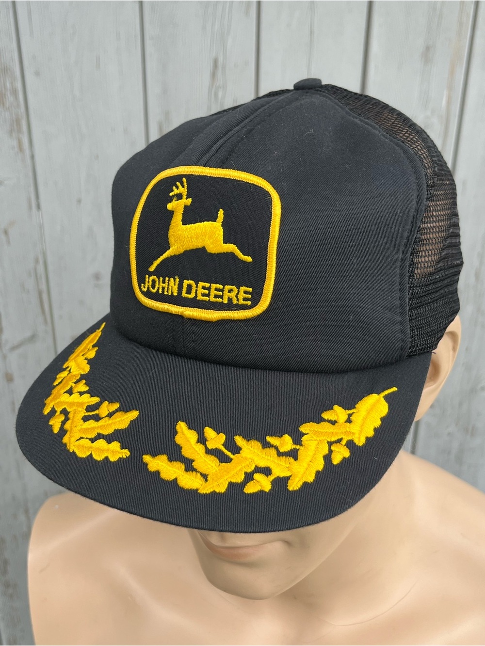 Vintage 1980’s John Deere Embroidered Logo and Leaf Accent Trucker Hat